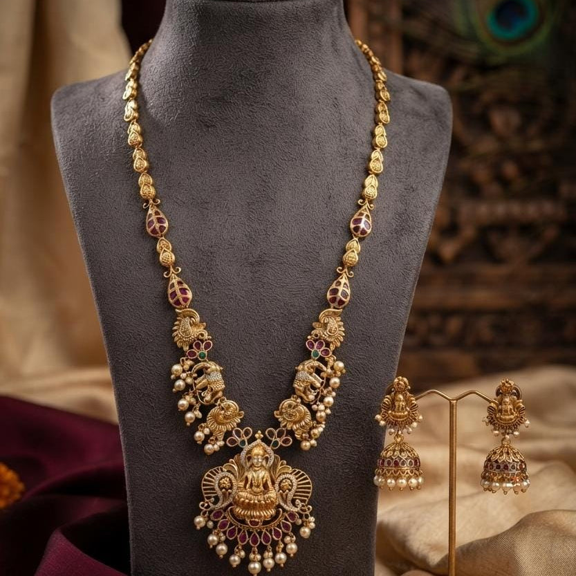 Gold Finish Antique Floral Necklace Set